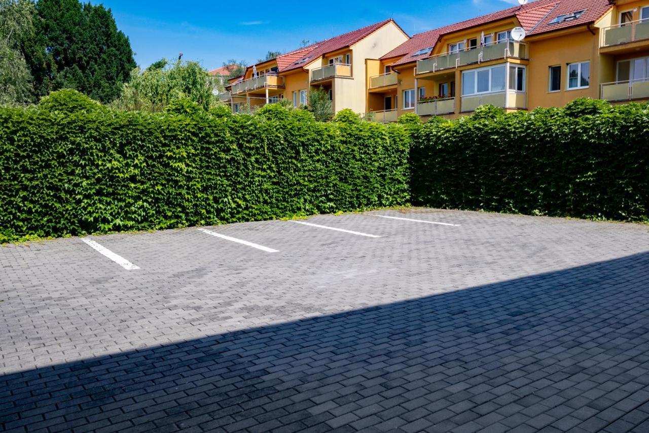 Apartmány Gulliver Mikulov Exterior foto